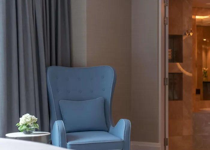 Sofitel Sukhumvit 5*