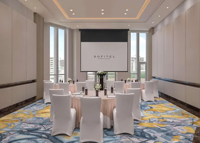 Sofitel Sukhumvit Hotel 5*